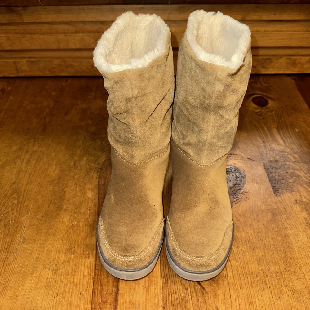 Eddie Bauer Laurel Boots‎ Women's 7.5 Natural Tan Faux Fur Lined Winter Outdoor